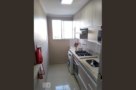 Cozinha  de apartamento à venda com 2 quartos, 50m² em Loteamento Parque São Martinho, Campinas