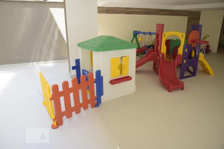 Apartamento à venda com 140m², 2 quartos e 2 vagasÁrea Comum - Playground