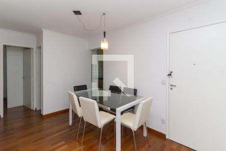 Apartamento à venda com 76m², 2 quartos e 1 vagaSala