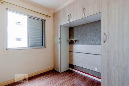 Quarto 2 de apartamento para alugar com 2 quartos, 50m² em Vila Bertioga, São Paulo