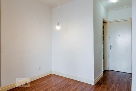 Sala de apartamento para alugar com 2 quartos, 50m² em Vila Bertioga, São Paulo