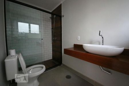 Casa à venda com 500m², 5 quartos e 4 vagasSuíte 2 - Banheiro