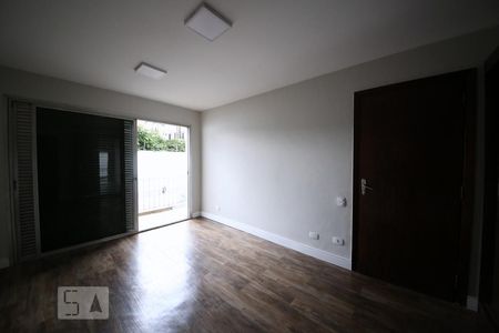 Casa à venda com 500m², 5 quartos e 4 vagasSuíte 2 