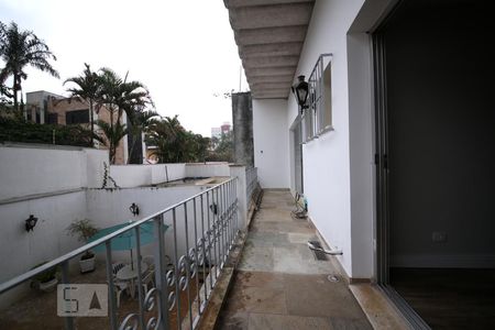 Casa à venda com 500m², 5 quartos e 4 vagasVaranda 