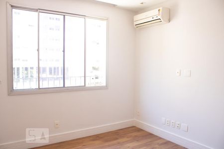 Quarto Suíte de apartamento para alugar com 2 quartos, 90m² em Laranjeiras, Rio de Janeiro