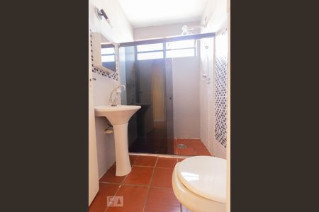 Banheiro de apartamento para alugar com 2 quartos, 70m² em Sumarezinho, São Paulo