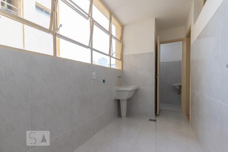 Apartamento para alugar com 146m², 3 quartos e 1 vagaÁrea de serviço