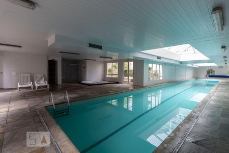 Apartamento à venda com 140m², 3 quartos e 2 vagasÁrea comum - Piscina