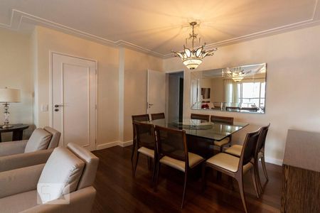 Apartamento à venda com 140m², 3 quartos e 2 vagasSala