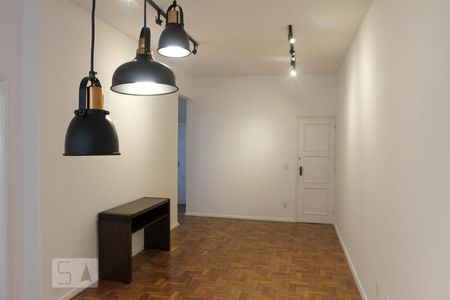Sala de apartamento à venda com 3 quartos, 90m² em Leblon, Rio de Janeiro