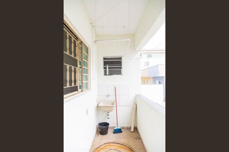 Casa para alugar com 55m², 2 quartos e 1 vaga Casa para alugar com 55m², 2 quartos e 1 vagaÁrea de Serviço