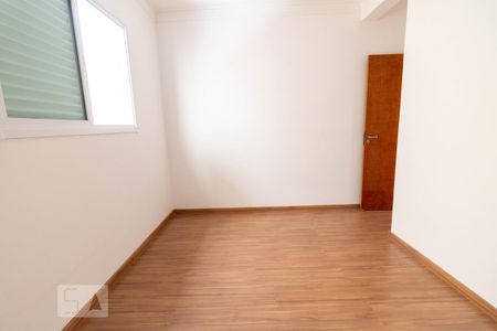 Suite de apartamento à venda com 2 quartos, 92m² em Vila Valparaíso, Santo André