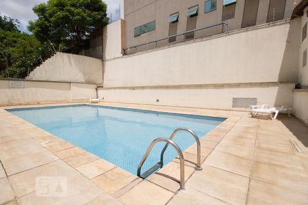 Apartamento para alugar com 55m², 2 quartos e 1 vagaÁrea comum - Piscina