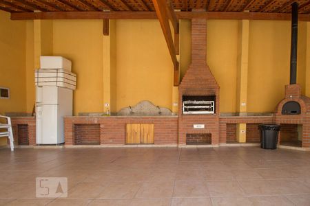Apartamento para alugar com 55m², 2 quartos e 1 vagaÁrea comum - Churrasqueira