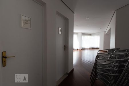 Apartamento à venda com 77m², 2 quartos e 1 vaga Apartamento à venda com 77m², 2 quartos e 1 vagaÁrea comum - Salão de festas