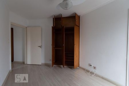 Apartamento à venda com 77m², 2 quartos e 1 vaga Apartamento à venda com 77m², 2 quartos e 1 vagaSuíte