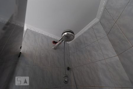 Apartamento à venda com 77m², 2 quartos e 1 vaga Apartamento à venda com 77m², 2 quartos e 1 vagaDetalhe banheiro da suíte