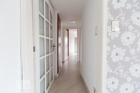 Corredor de apartamento à venda com 2 quartos, 77m² em Vila Regente Feijó, São Paulo