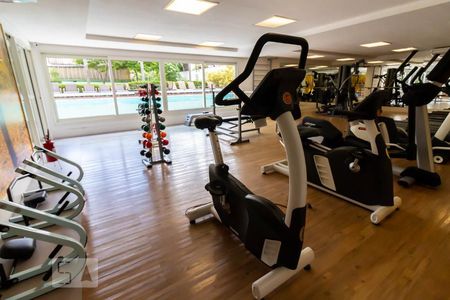 Apartamento à venda com 91m², 2 quartos e 2 vagas Apartamento à venda com 91m², 2 quartos e 2 vagasÁrea comum - Academia