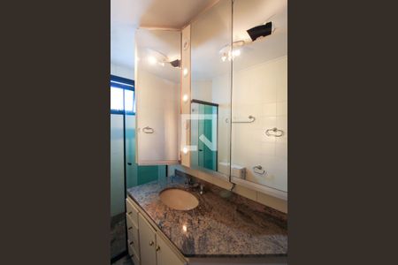 Apartamento à venda com 140m², 3 quartos e 2 vagasBanheiro