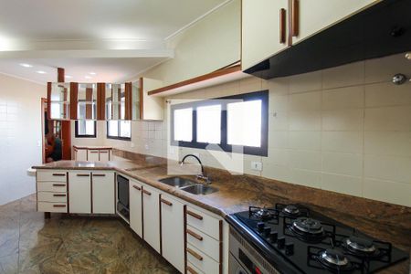 Apartamento à venda com 140m², 3 quartos e 2 vagasCozinha