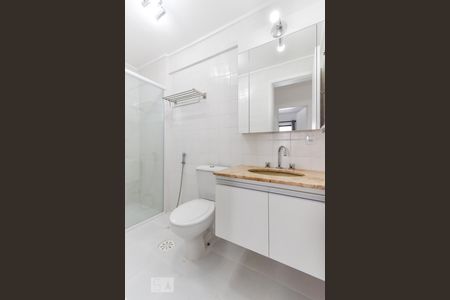 Banheiro de apartamento para alugar com 1 quarto, 55m² em Jardim Paulista, São Paulo