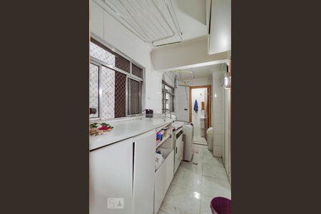 Apartamento à venda com 164m², 3 quartos e 1 vagaÁrea de Serviço