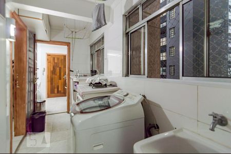 Apartamento à venda com 164m², 3 quartos e 1 vagaÁrea de Serviço