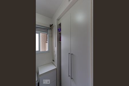 Apartamento à venda com 87m², 2 quartos e 2 vagasÁrea de serviço