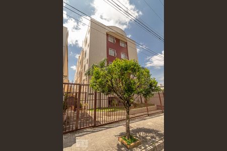 Fachada  de apartamento para alugar com 2 quartos, 65m² em Palmares, Belo Horizonte