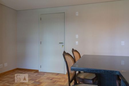 Apartamento à venda com 37m², 1 quarto e 1 vaga Apartamento à venda com 37m², 1 quarto e 1 vagaSala