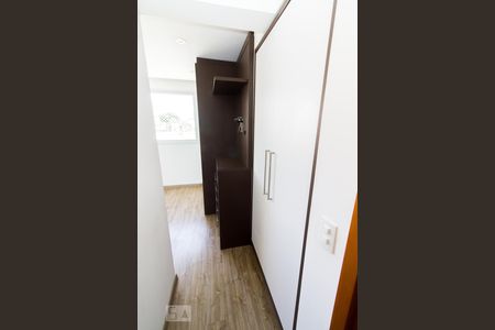 Suite de apartamento para alugar com 3 quartos, 106m² em Barreiros, São José