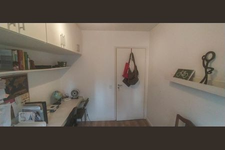 Apartamento à venda com 94m², 3 quartos e 2 vagasQuarto 3
