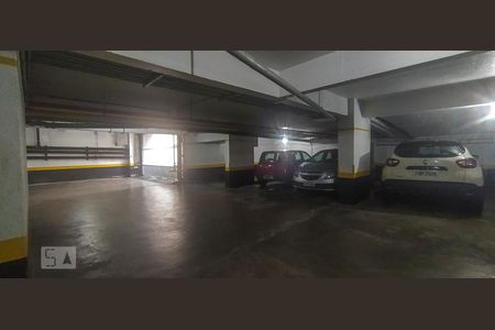 Garagem de apartamento à venda com 3 quartos, 94m² em Vila Uberabinha, São Paulo