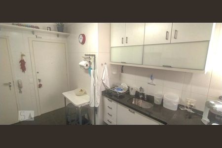 Cozinha de apartamento à venda com 3 quartos, 94m² em Vila Uberabinha, São Paulo