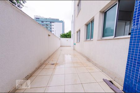Apartamento para alugar com 78m², 2 quartos e 2 vagasExterior