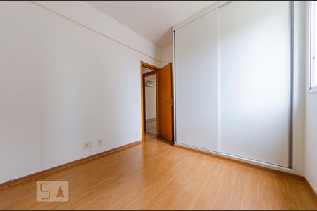 Apartamento para alugar com 78m², 2 quartos e 2 vagasQuarto 1 - Suíte