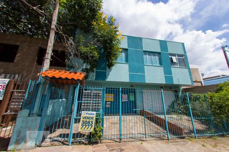 Fachada Prédio de kitnet/studio para alugar com 1 quarto, 35m² em Partenon, Porto Alegre