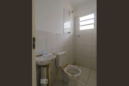 banheiro de casa de condomínio para alugar com 1 quarto, 26m² em Cambuci, São Paulo