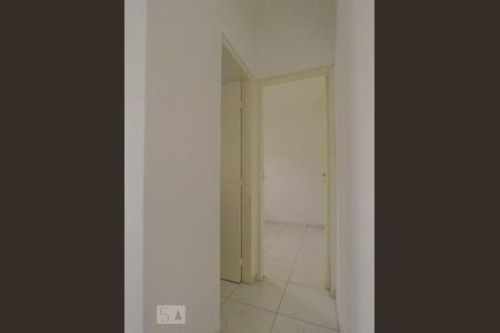 Entrada banheiro de casa de condomínio para alugar com 1 quarto, 26m² em Cambuci, São Paulo