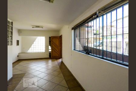 Casa à venda com 3 quartos, 160m² em Vila Brasílio Machado, São Paulo