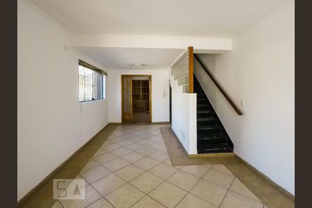 Casa à venda com 3 quartos, 160m² em Vila Brasílio Machado, São Paulo