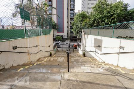 Apartamento à venda com 82m², 3 quartos e 1 vagaEntrada condomínio 2