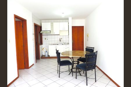 Sala de apartamento para alugar com 1 quarto, 54m² em Carvoeira, Florianópolis