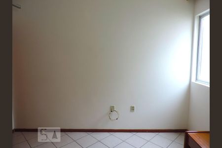 Quarto 1 de apartamento para alugar com 1 quarto, 54m² em Carvoeira, Florianópolis