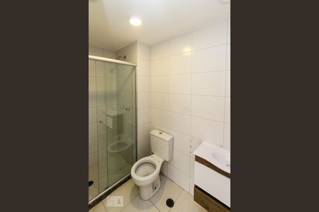 Banheiro de kitnet/studio para alugar com 1 quarto, 33m² em Brás, São Paulo