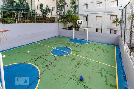 Apartamento à venda com 80m², 2 quartos e sem vagaÁrea comum