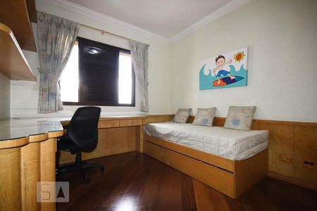 Quarto 1 de apartamento à venda com 4 quartos, 176m² em Vila Suzana, São Paulo