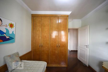 Quarto 1 de apartamento à venda com 4 quartos, 176m² em Vila Suzana, São Paulo