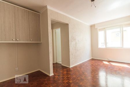 Sala de apartamento para alugar com 1 quarto, 49m² em São Sebastião, Porto Alegre